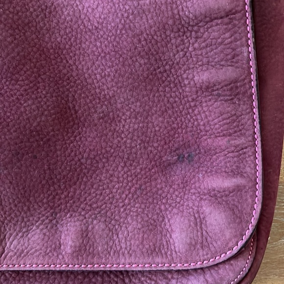Beautiful Vintage Aubergine Pebbled Leather Messenger Bag - Picture 6 of 16